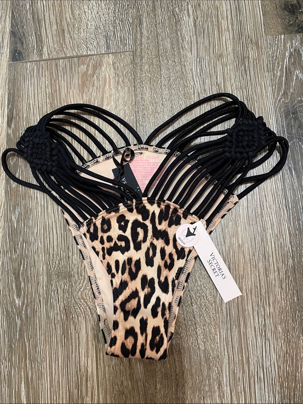 (NEW wITH TAGS) Victoria's Secret Leopard Print Bikini